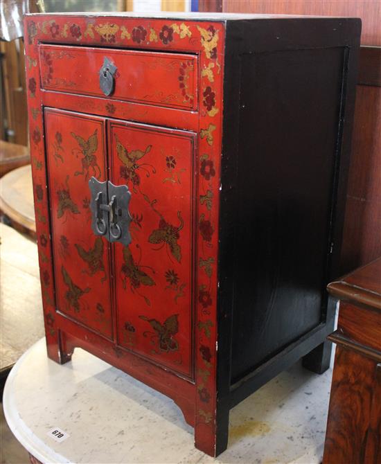 Chinese lacquered bedside cabinet(-)